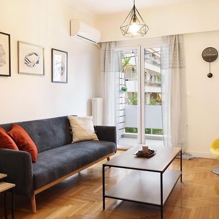 Comfort & Relax Apartment In Athens Riviera Exteriör bild