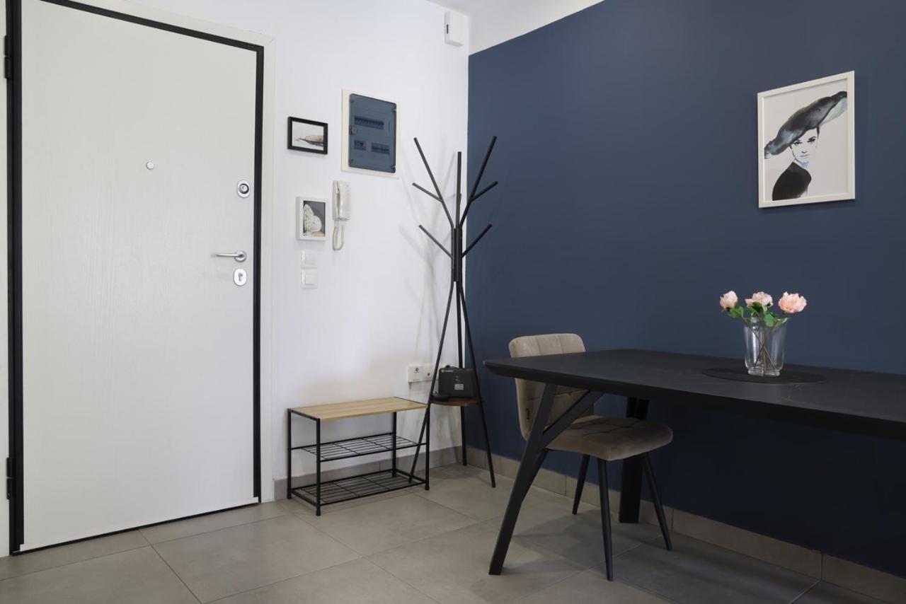 Comfort & Relax Apartment In Athens Riviera Exteriör bild